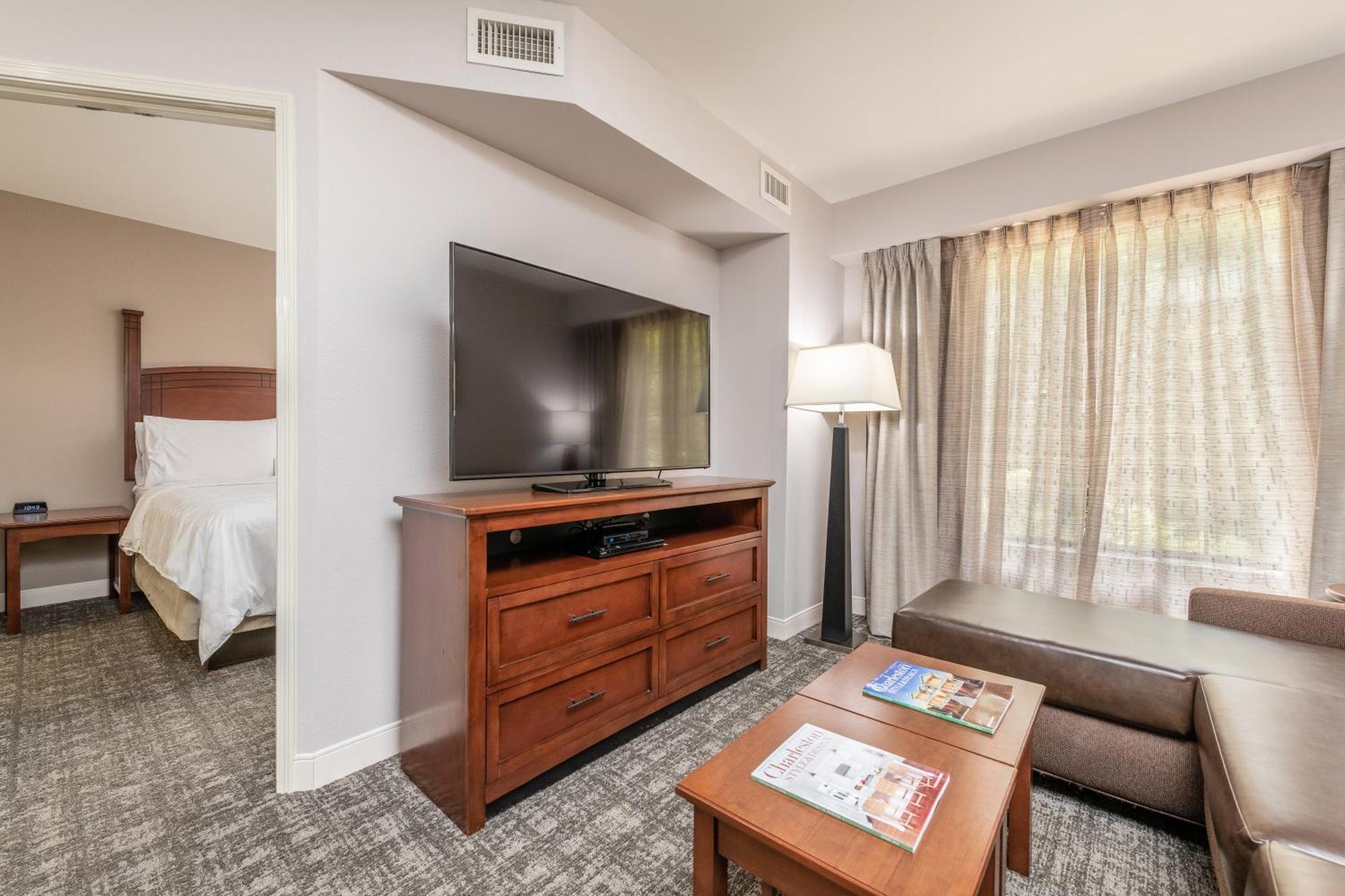 Hotel Staybridge By Ihg 3*