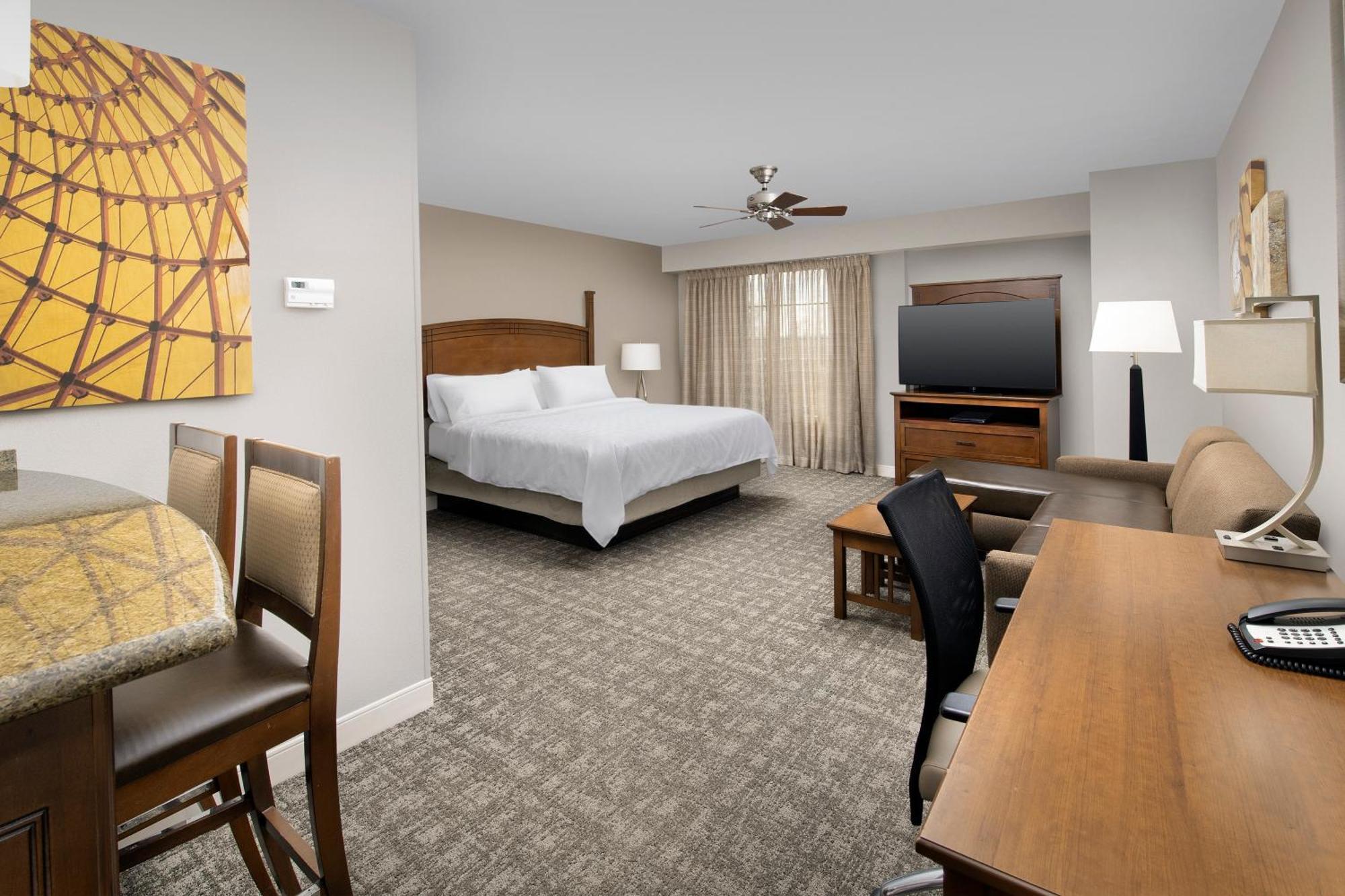 Staybridge By Ihg Hotel North Charleston