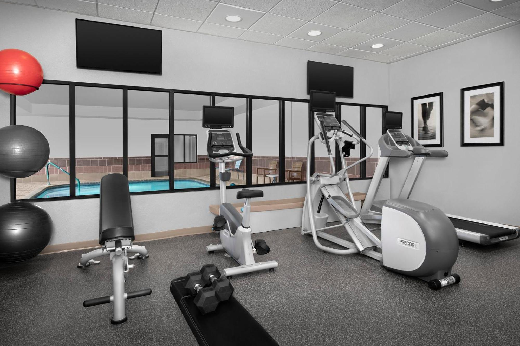 Staybridge By Ihg North Charleston