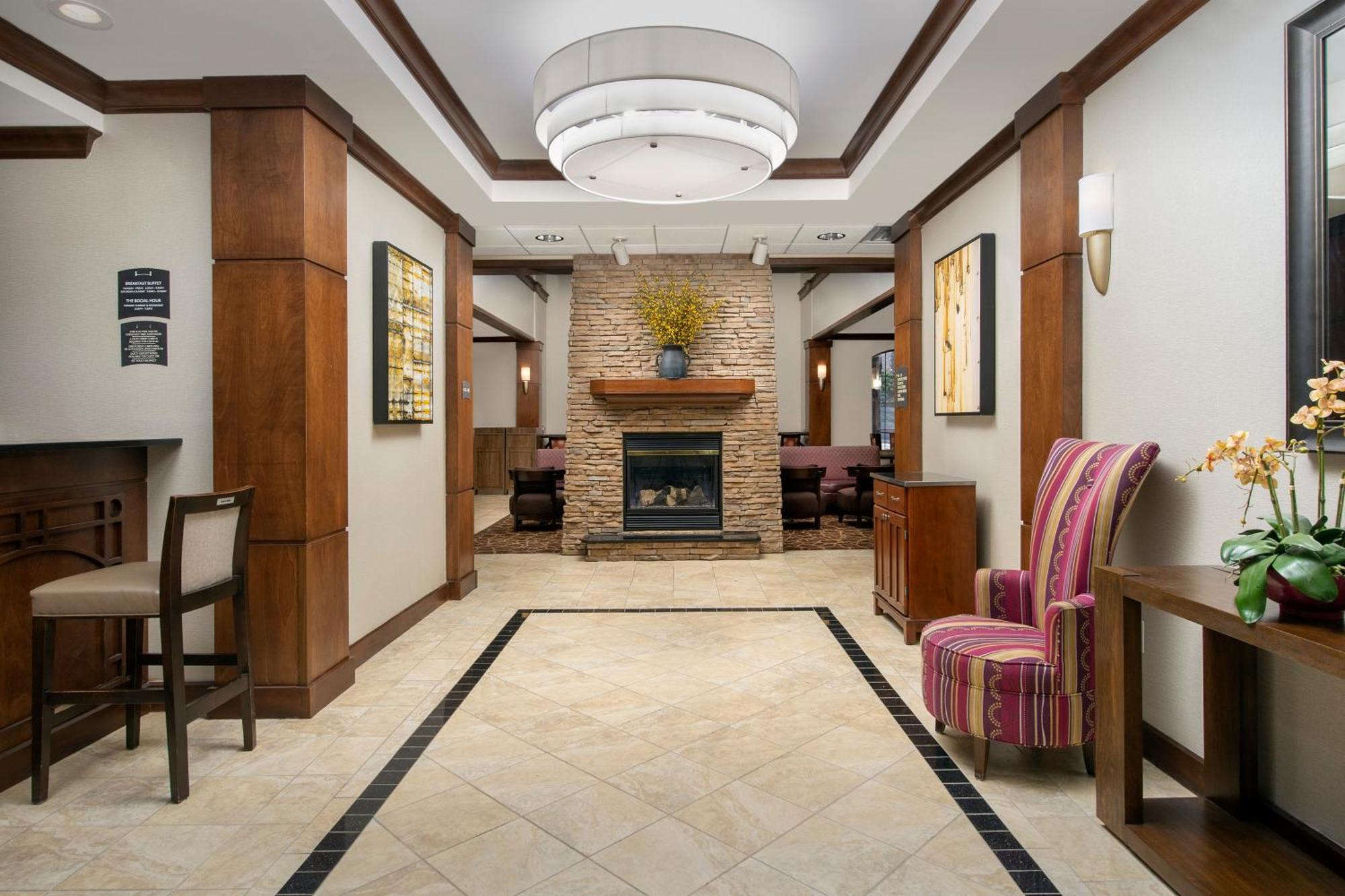 Hotel Staybridge By Ihg 3*